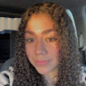 Meet your Posher, Avery